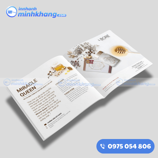 Mẫu catalogue mỹ phẩm in offset hình vuông chất lượng