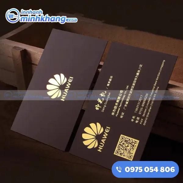 Mẫu Card Visit Sáng Tạo Ép Kim & Phủ UV Định Hình