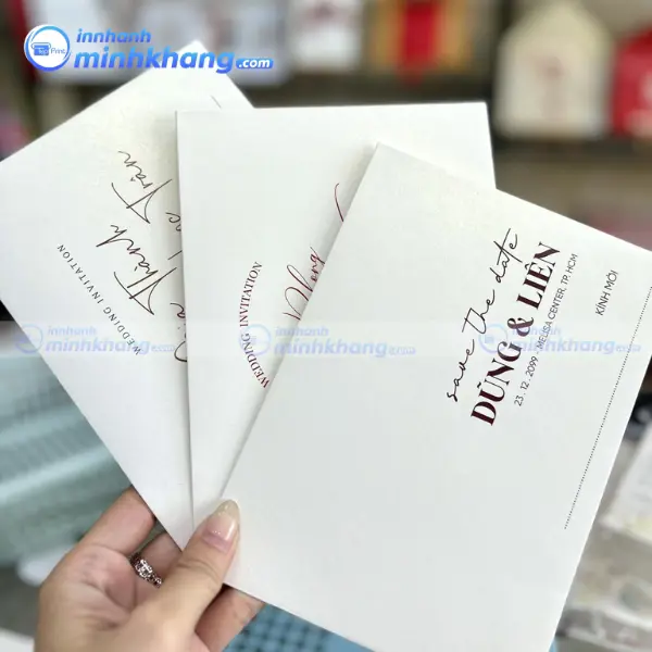 Ấn phẩm làm từ giấy ivory