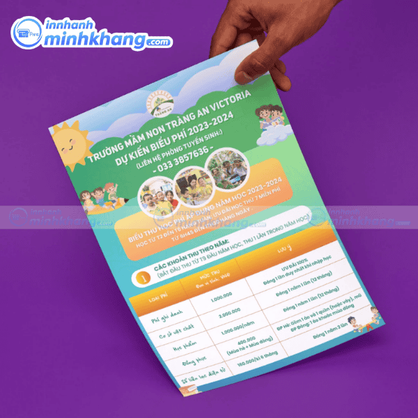 Mẫu tờ rơi tuyển sinh thiết kế hiện đại thu hút học viên