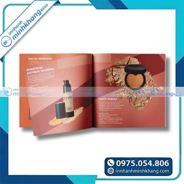 Mẫu catalogue sản phẩm A5 nhỏ gọn, tiện lợi khi mang theo